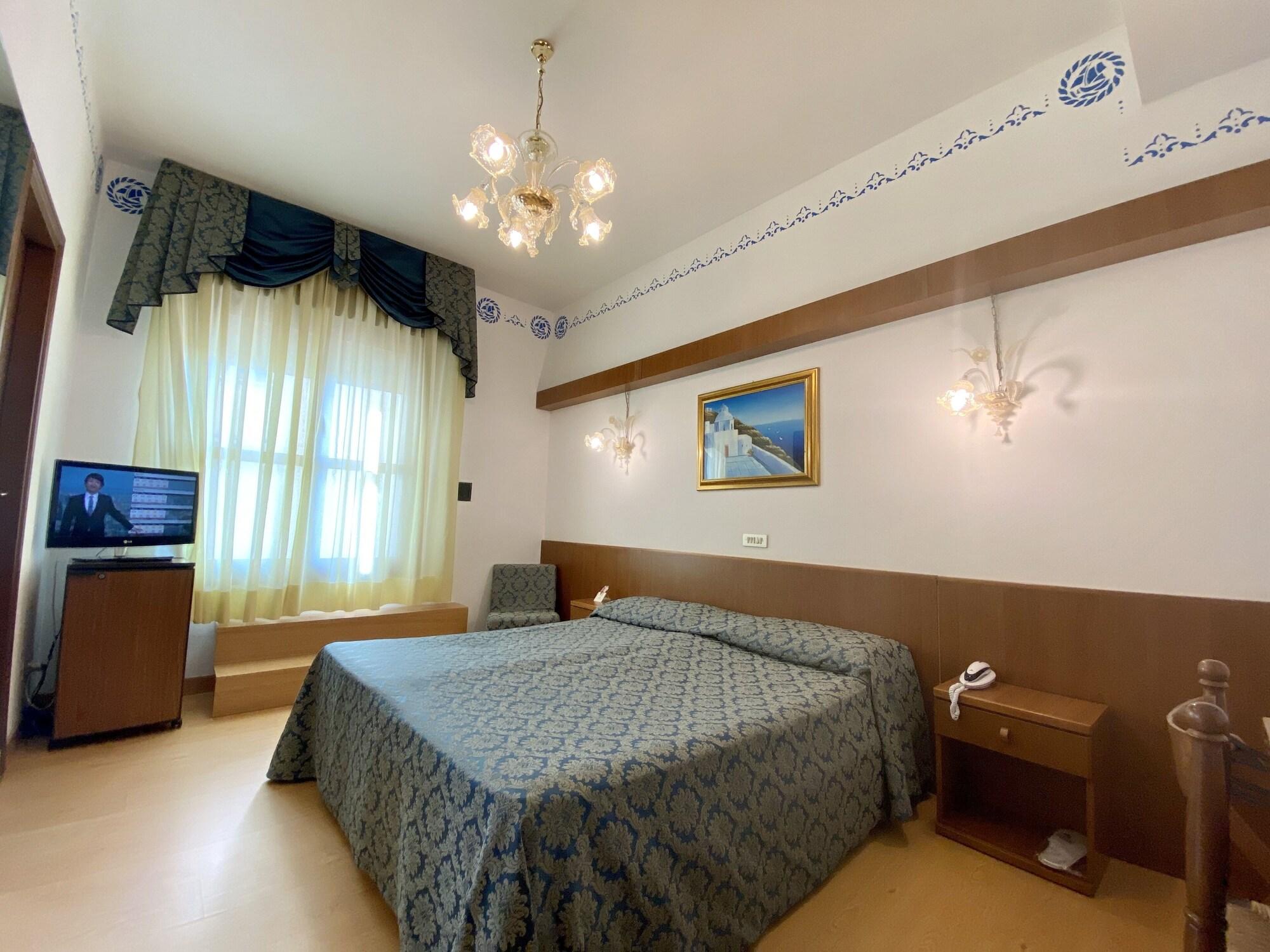 Hotel Florida Лидо ди Йезоло Екстериор снимка